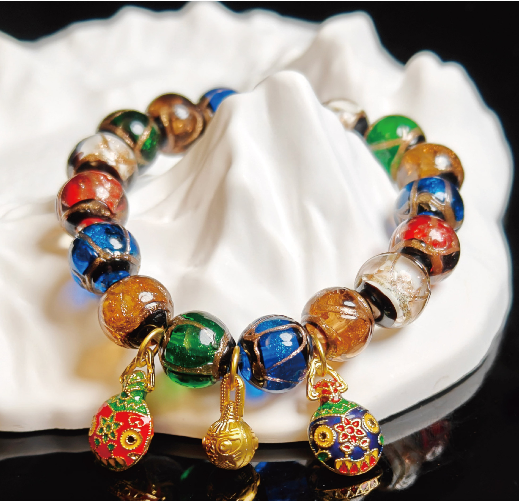 香灰琉璃ブレスレット