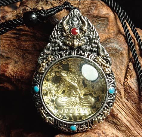 チベット密教のガルーダの造形、普賢菩薩 のタンカペンダント / 電気めっき純銀、紐付き、雫型