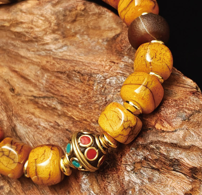 ヤクボーン 四角珠 開運ブレスレット