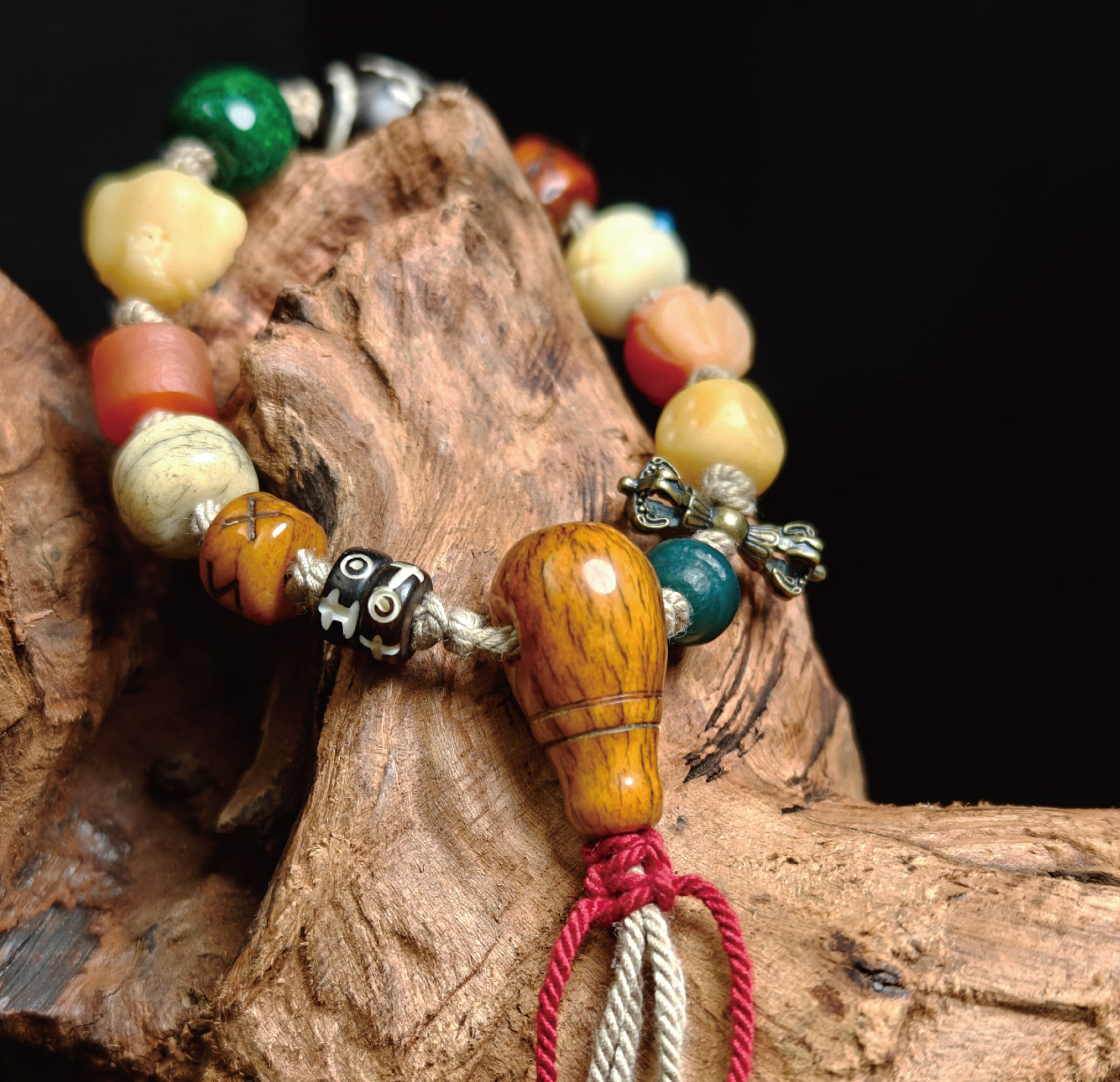 ヤク骨 開運ブレスレット