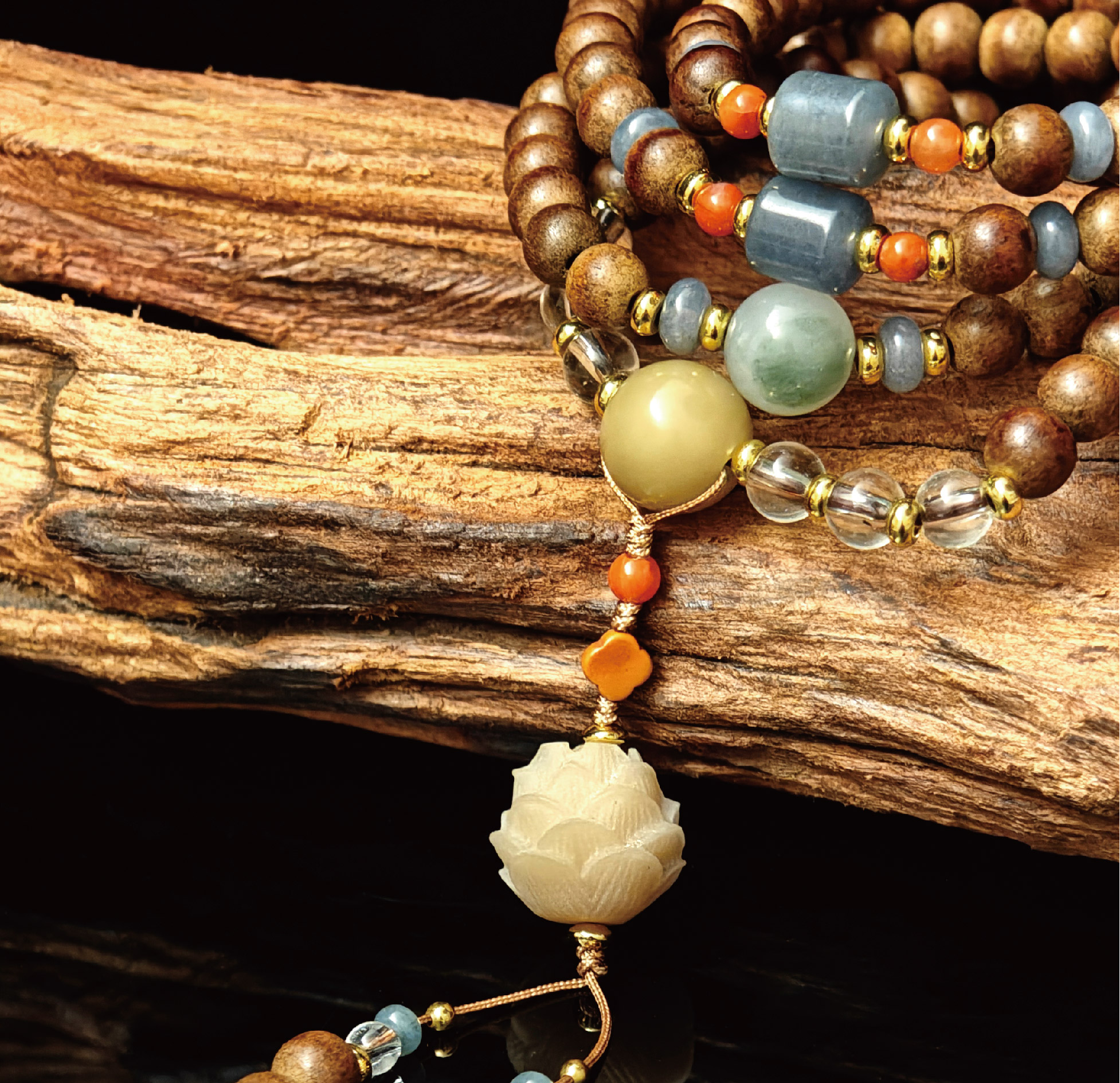 沈香の木珠ブレスレット