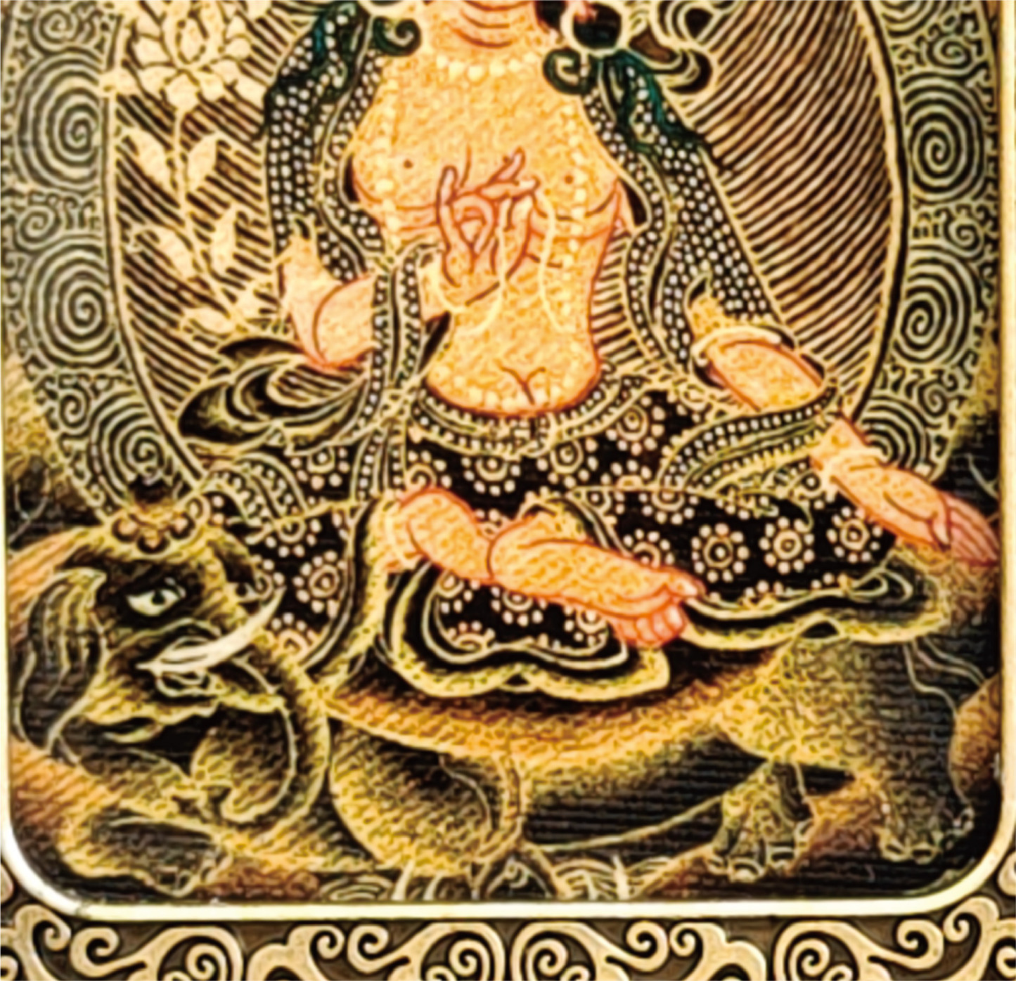 チベット仏教式 普賢菩薩 開運ペンダント/メッキ合金、両面デザイン、約40×50×8mm（紐含む）、ブラックゴールド