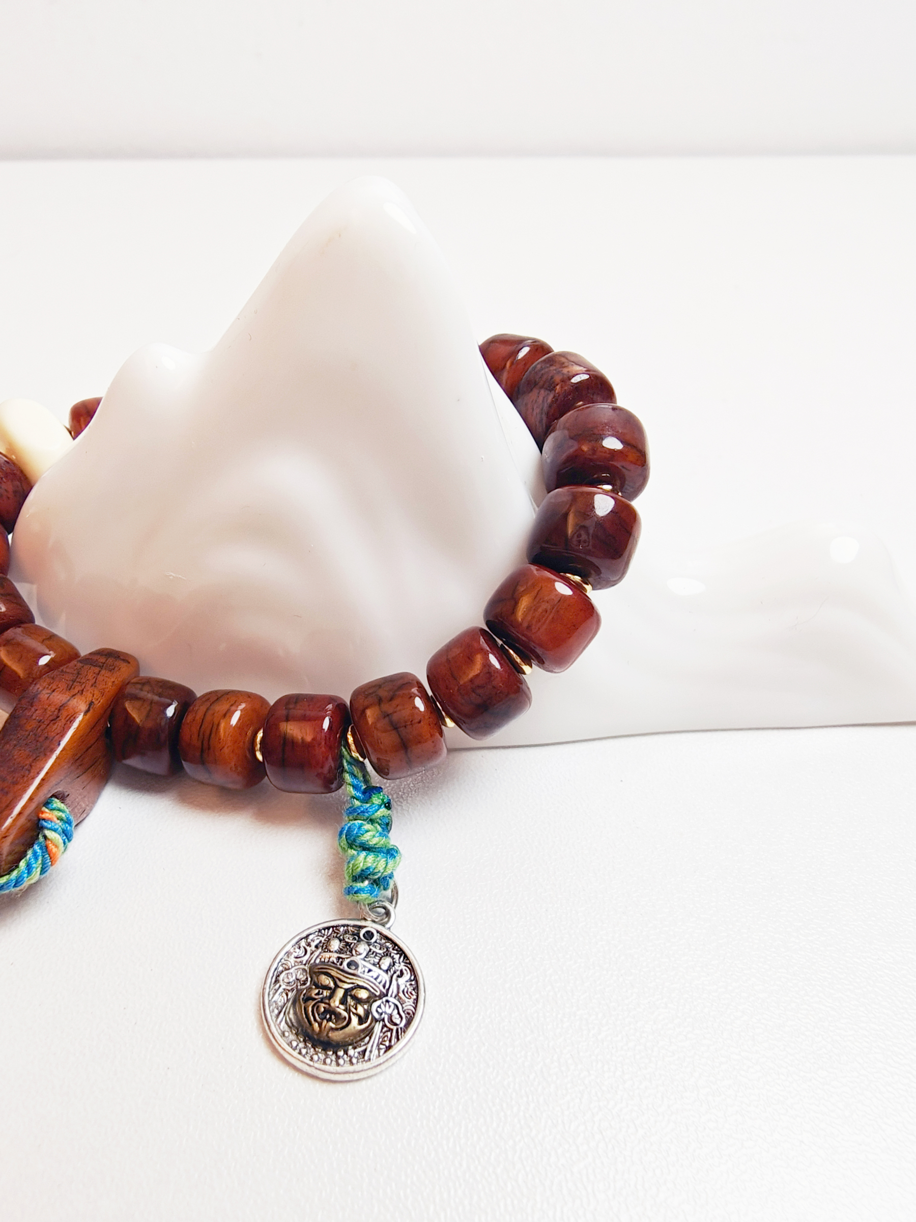 ヤク骨 開運ブレスレット 2