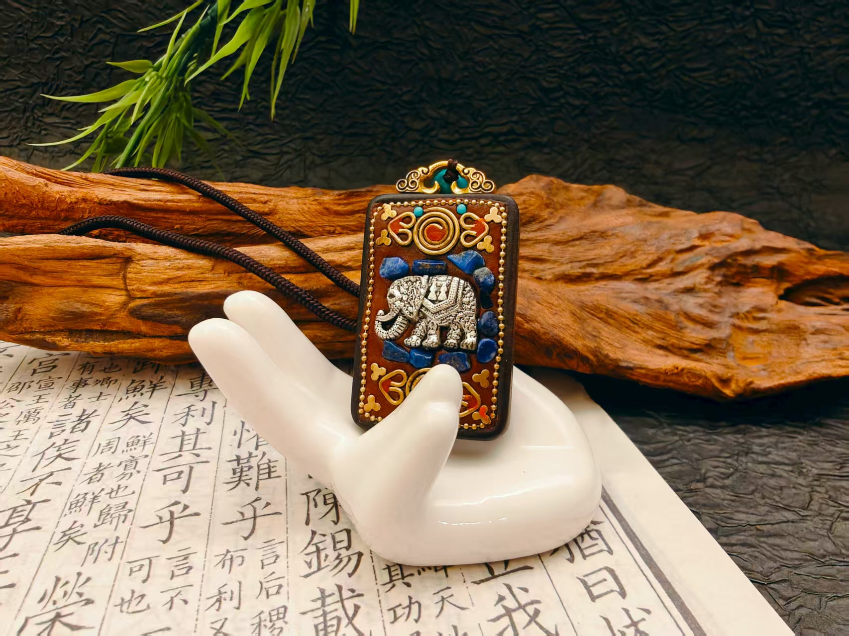 タンカ平安牌小神象ネックレス