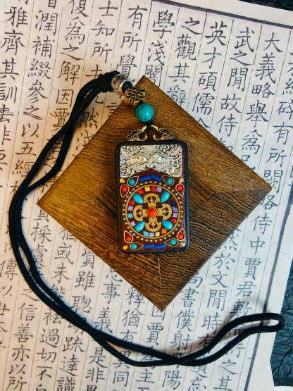 タンカ平安牌クロス金剛杵ネックレス