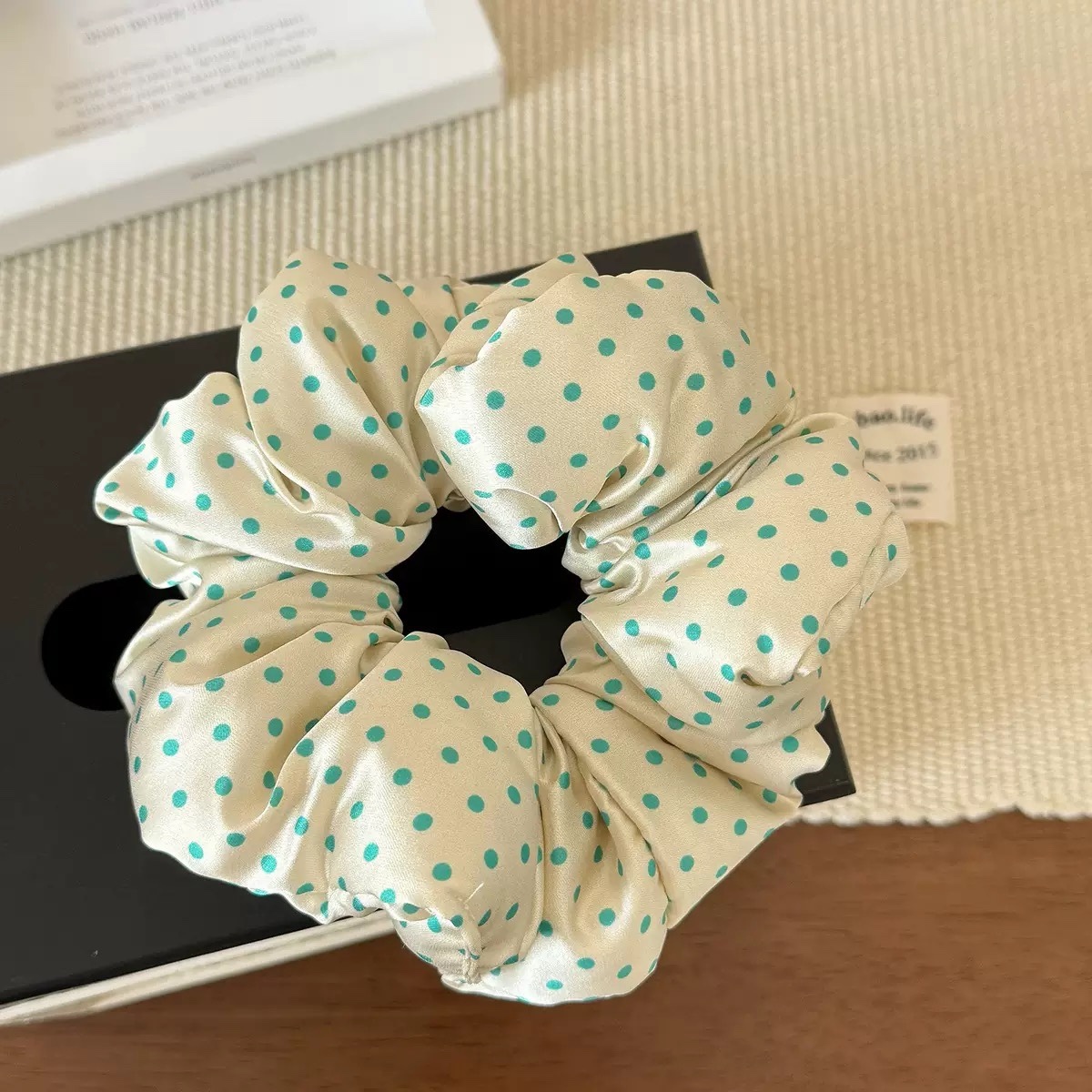 Polka-Dot-Scrunchies
