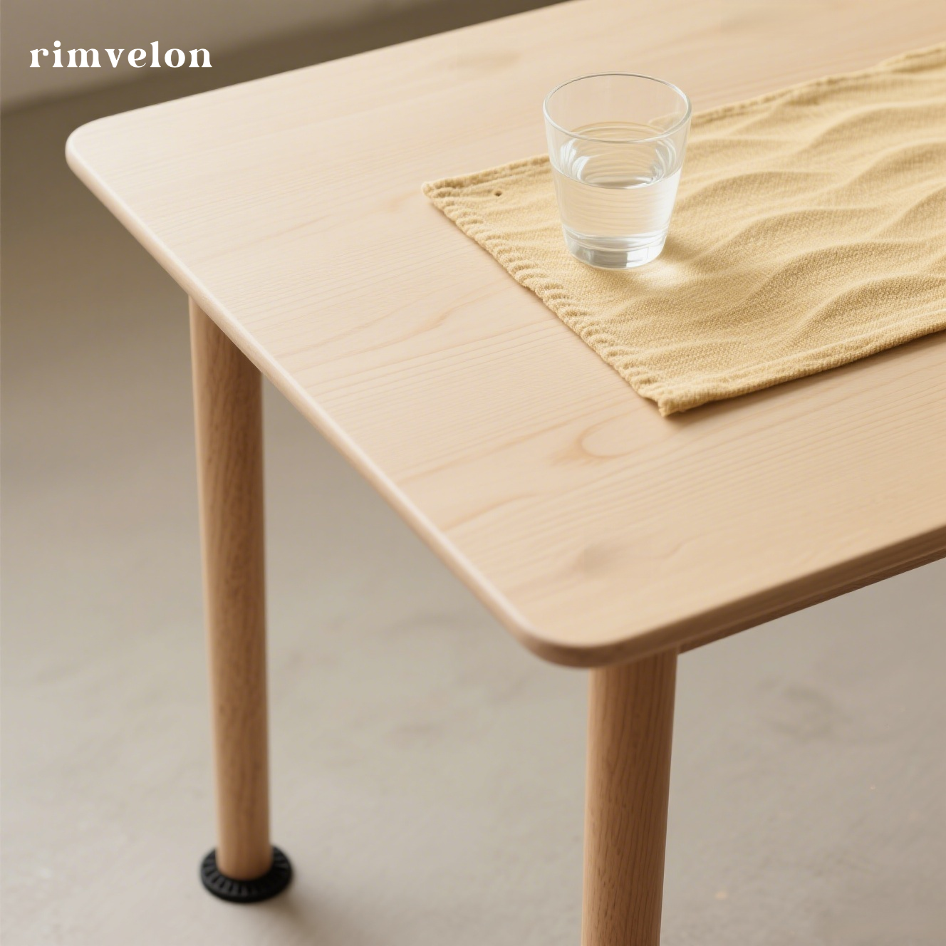 Simple rental desk for small apartment