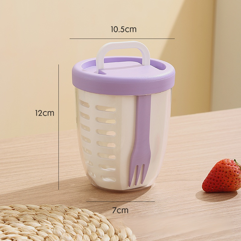 Portable, drainable, sealed and fresh-keeping fruit cup
