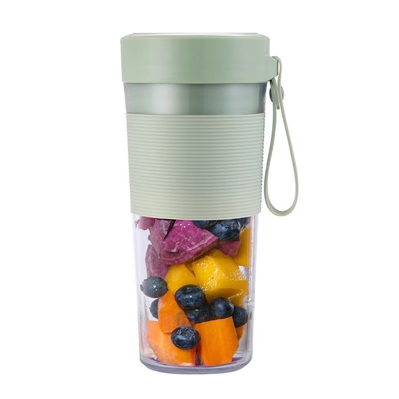 Portable mini fruit blender