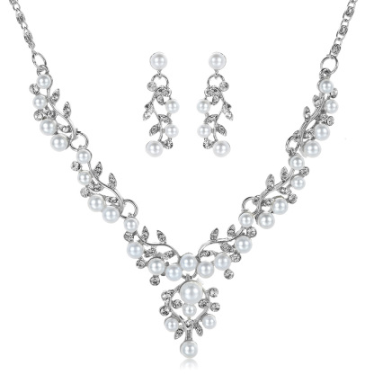 Vintage Simulated Pearl Jewelry Sets for Women 2020 Fashion Flower Statement Necklace and Earring Set Wedding Party Accessories/mask