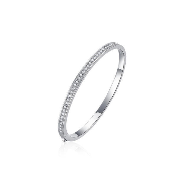  Sleek Chain Bracelet 