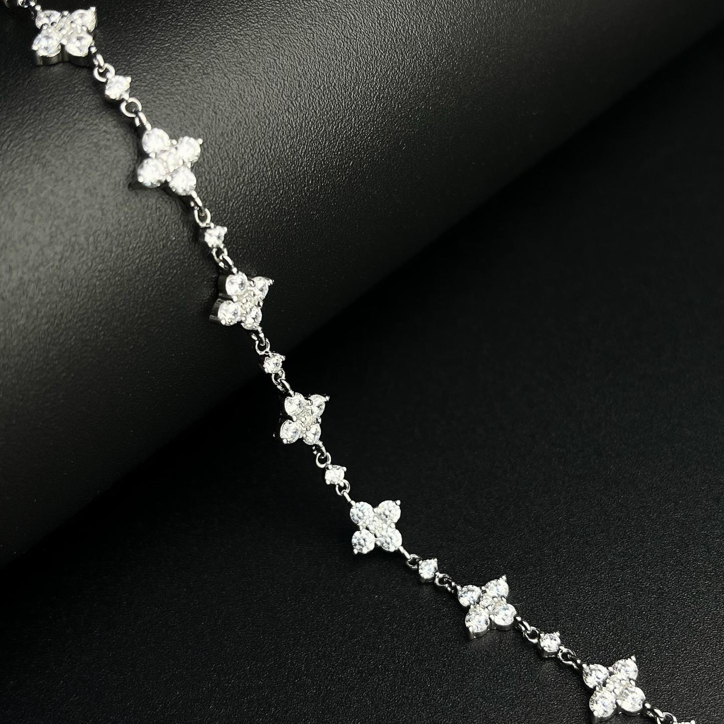 Four-Leaf Clover Women’s Bracelet