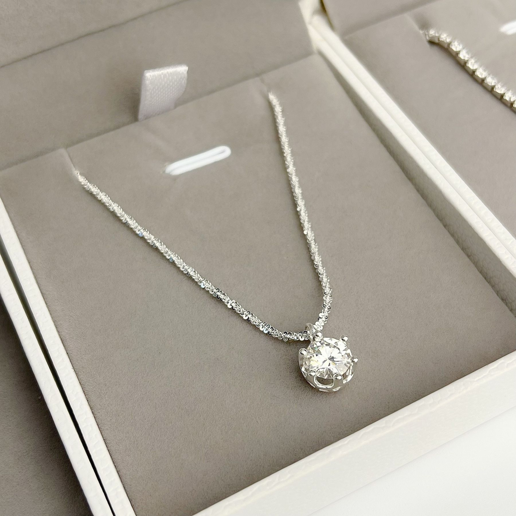 Starlight Women’s Necklace