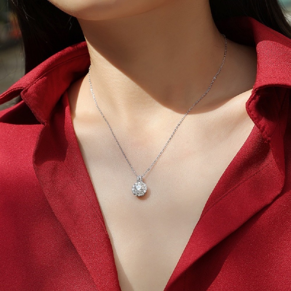 Princess Floral Round Pendant Necklace