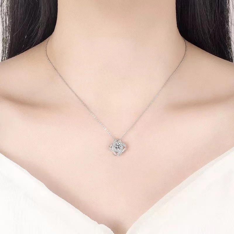 Donatella Women’s Necklace