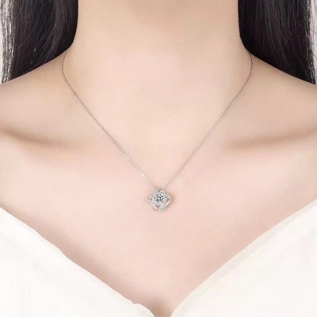 Donatella Women’s Necklace