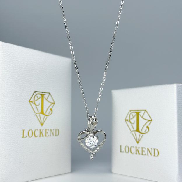 Rose Heart Design Women’s Necklace