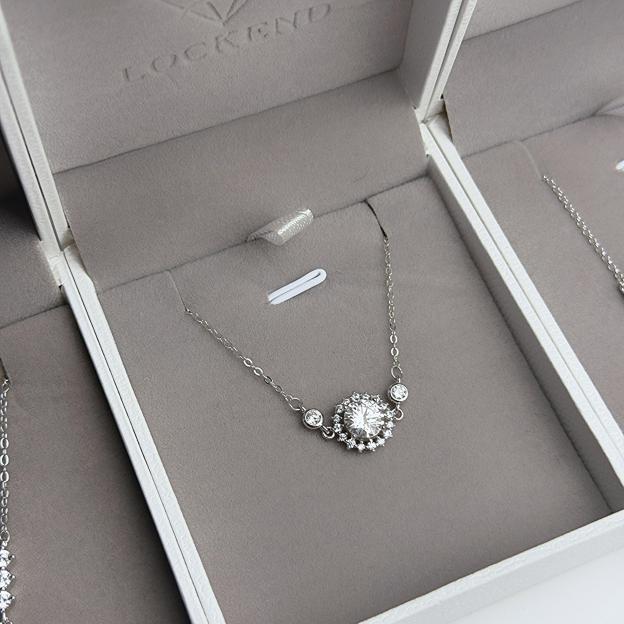 Simple Sunflower Women’s Bracelet