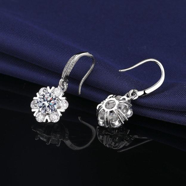 Snowflake Women’s Earrings