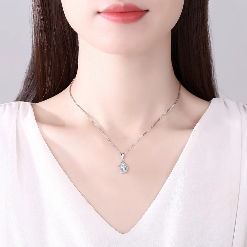 Teardrop Women’s Necklace
