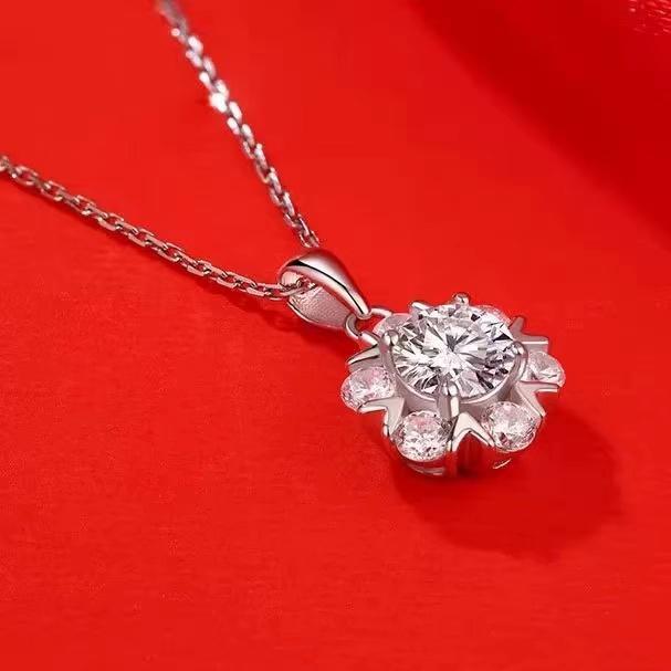  Elegant Moissanite Women's Necklace 