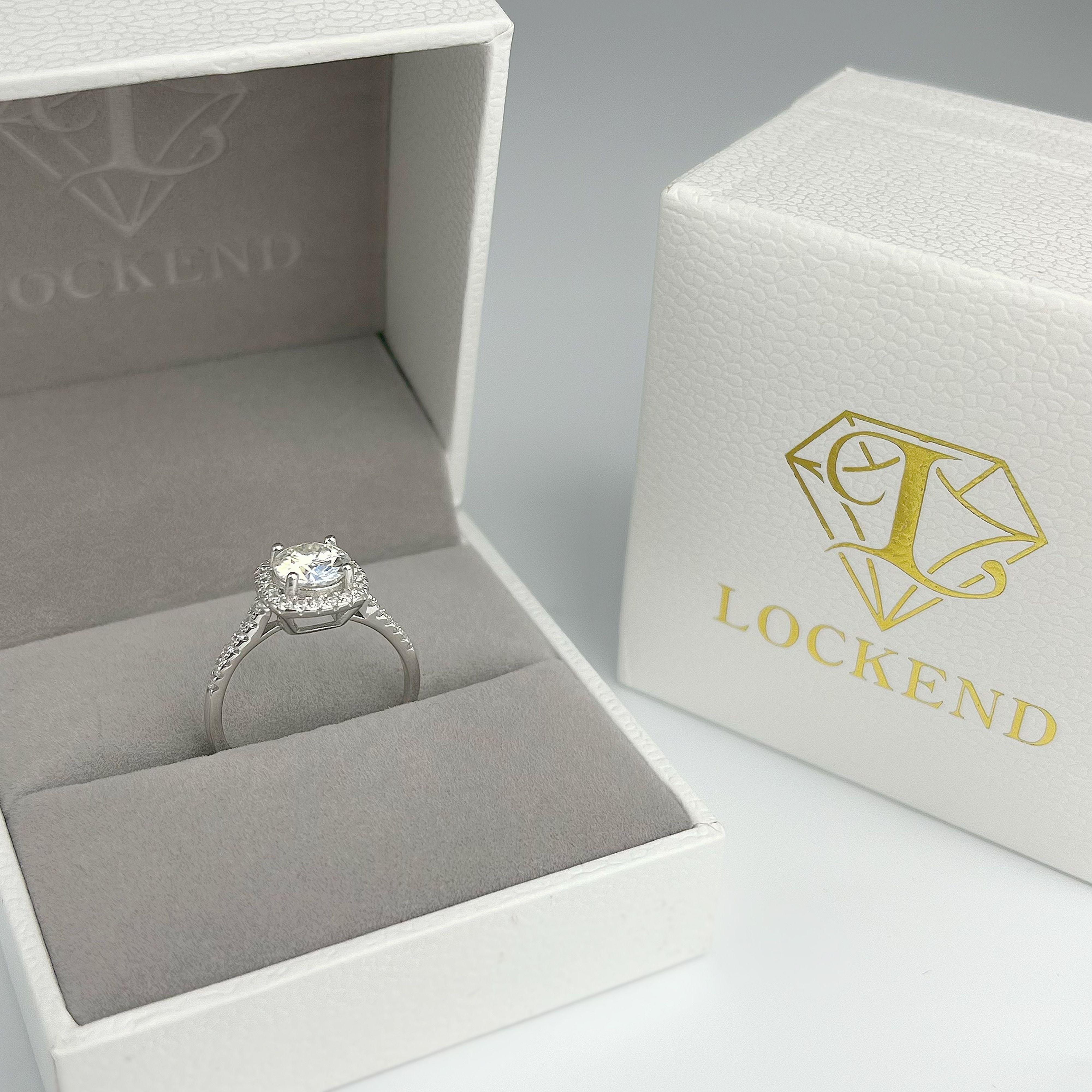 Square Design Simple Women’s Ring