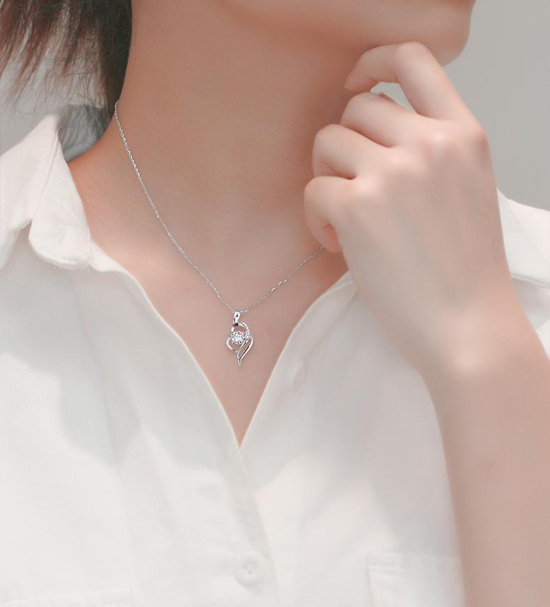 Eternal Love Women’s Necklace