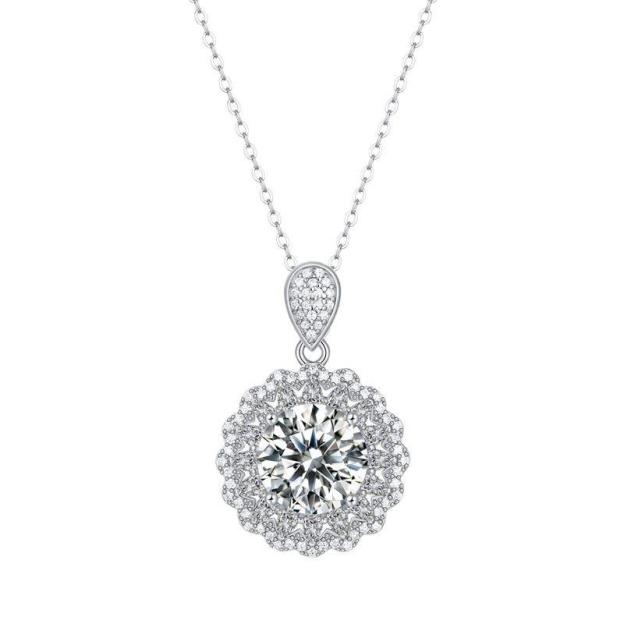 Elegant Moissanite Women's Necklace 