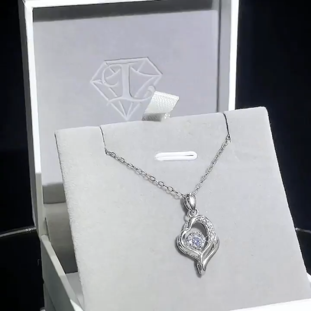 Eternal Love Women’s Necklace