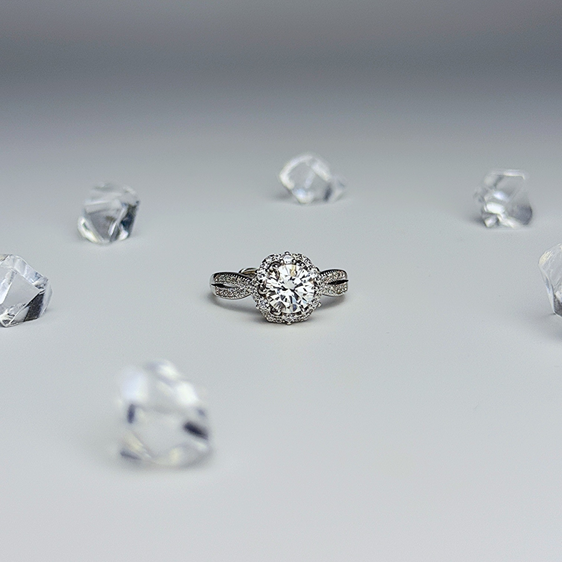 Daisy Moissanite Women's Ring