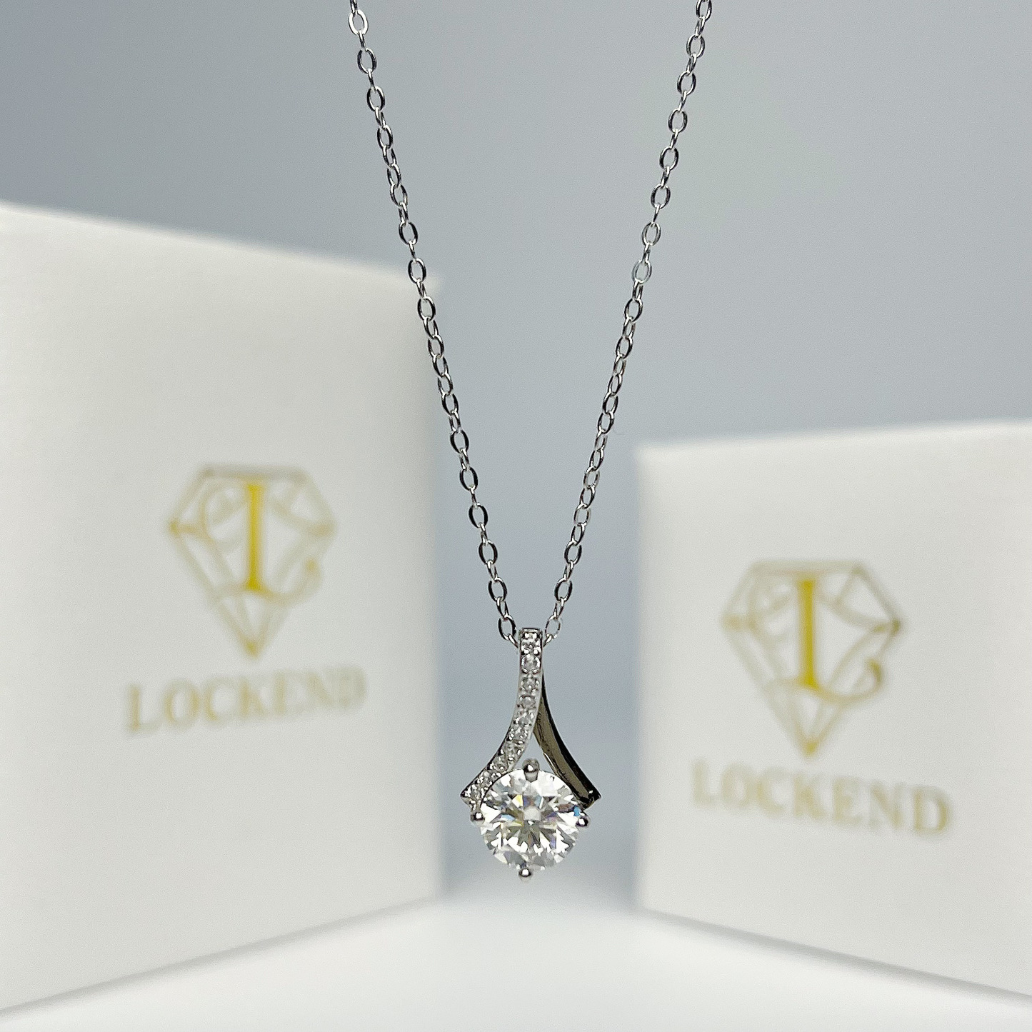 V-Shaped Women’s Necklace