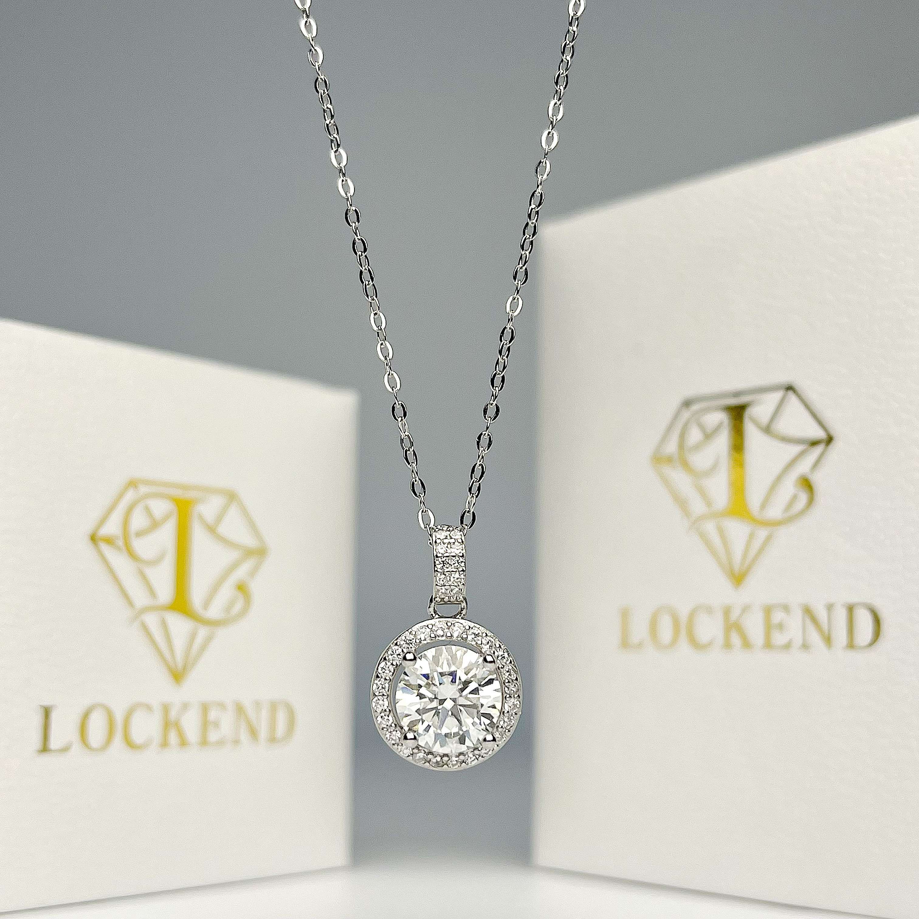  Round Pendant Women's Necklace