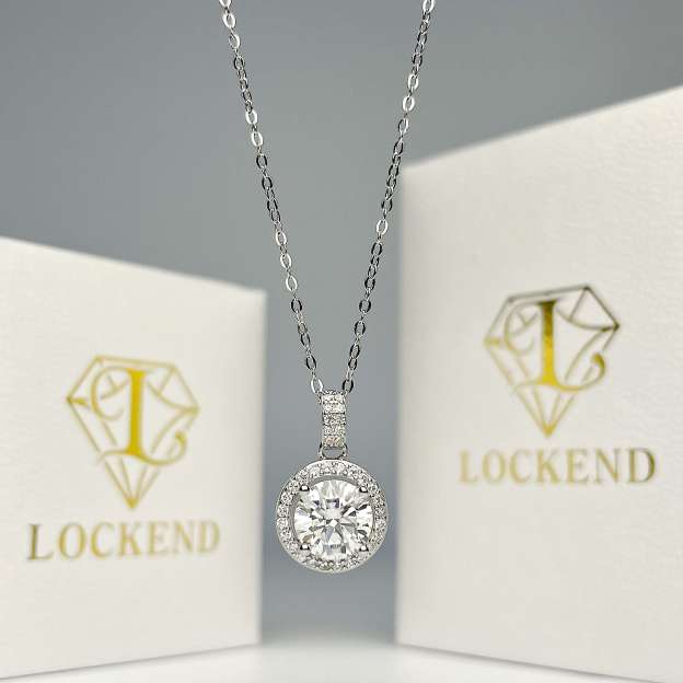  Round Pendant Women's Necklace