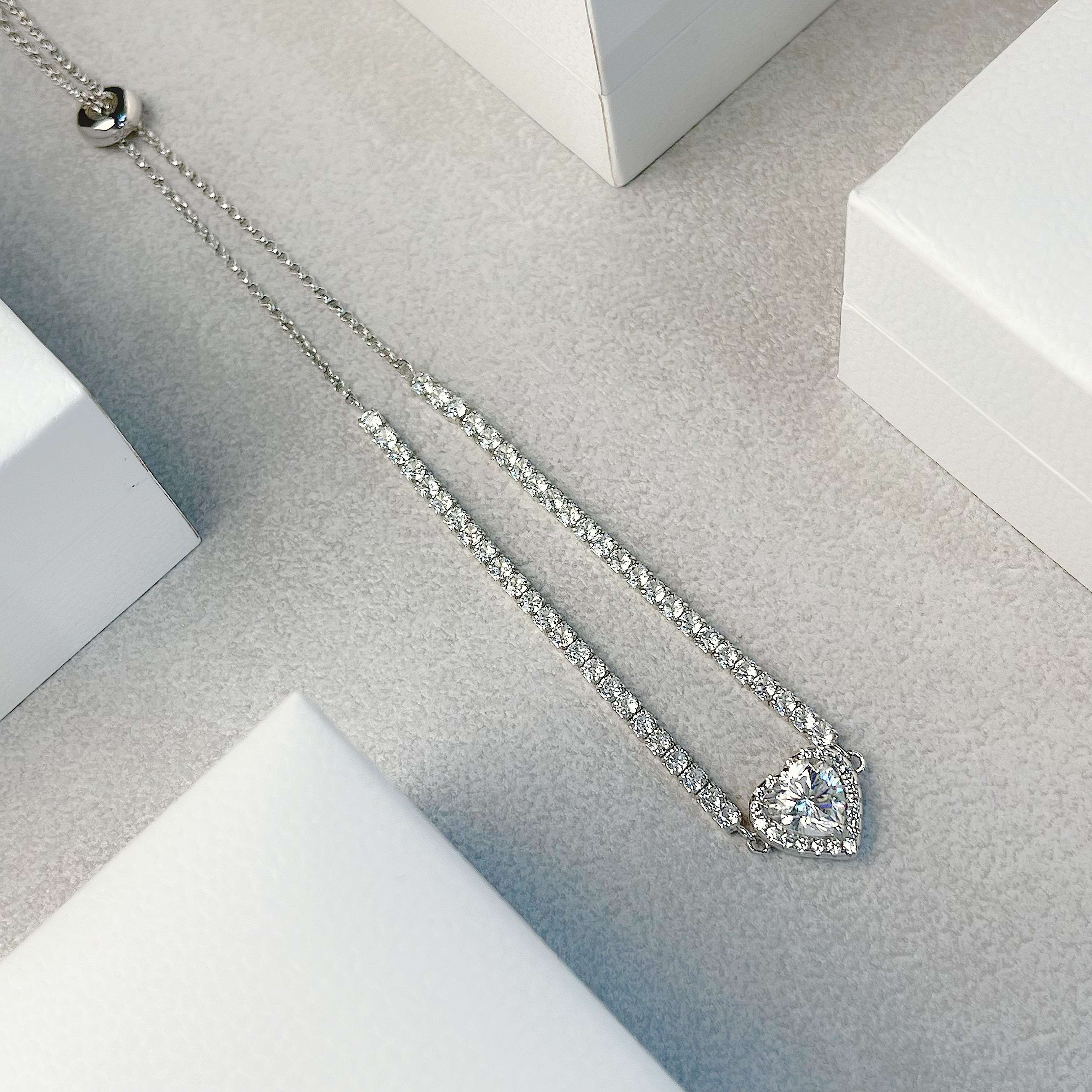 Tình yêu vòng tay