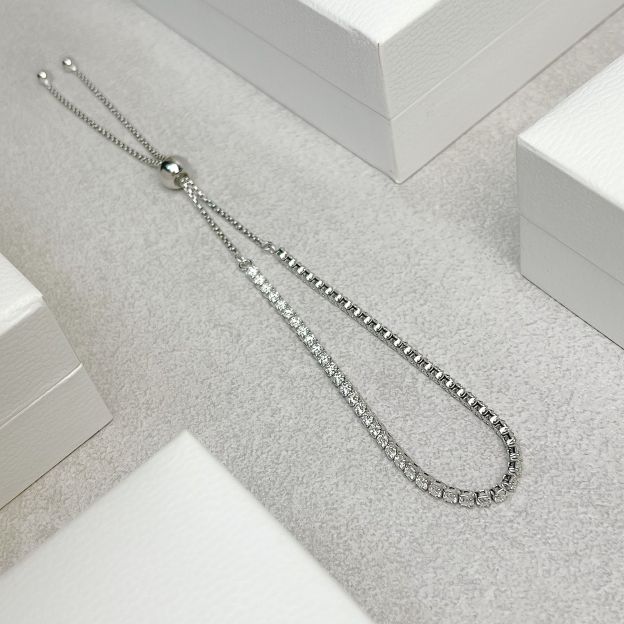 Row Diamond Women’s Bracelet