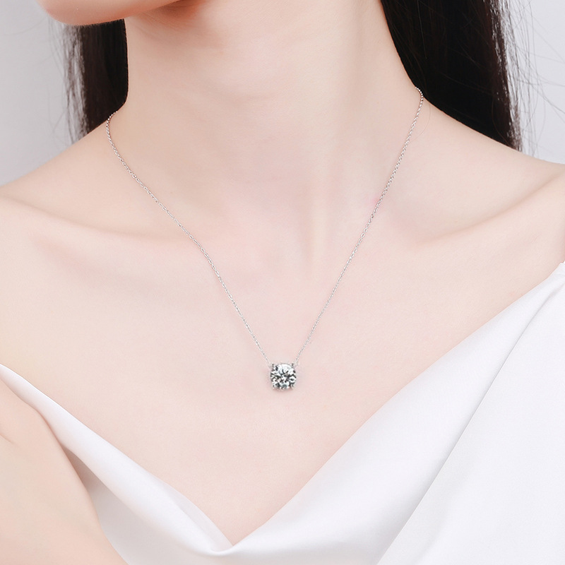 4 Prong Moissanite Women's Necklace