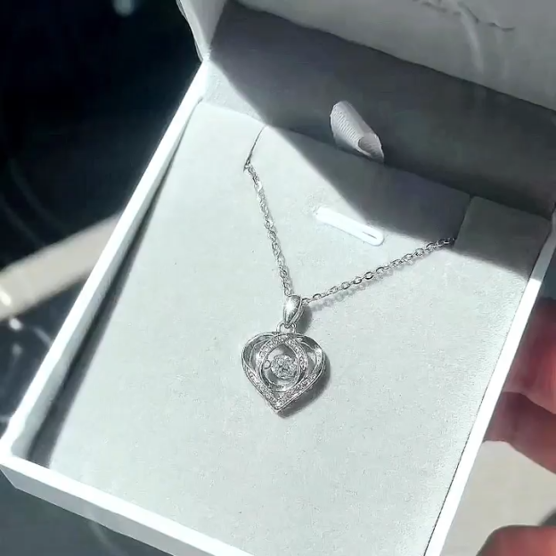 Eternal Heart Women’s Necklace