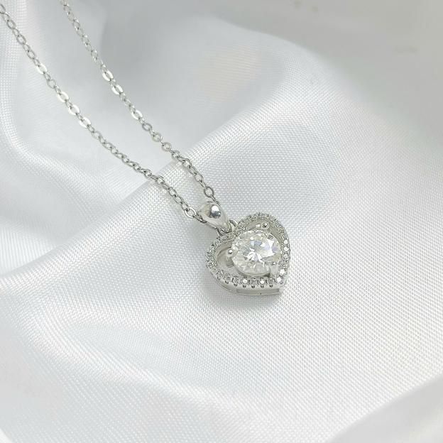 Heart-Shaped Women’s Necklace