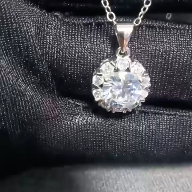  Elegant Moissanite Women's Necklace 