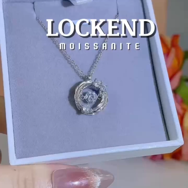 Feather Women’s Necklace