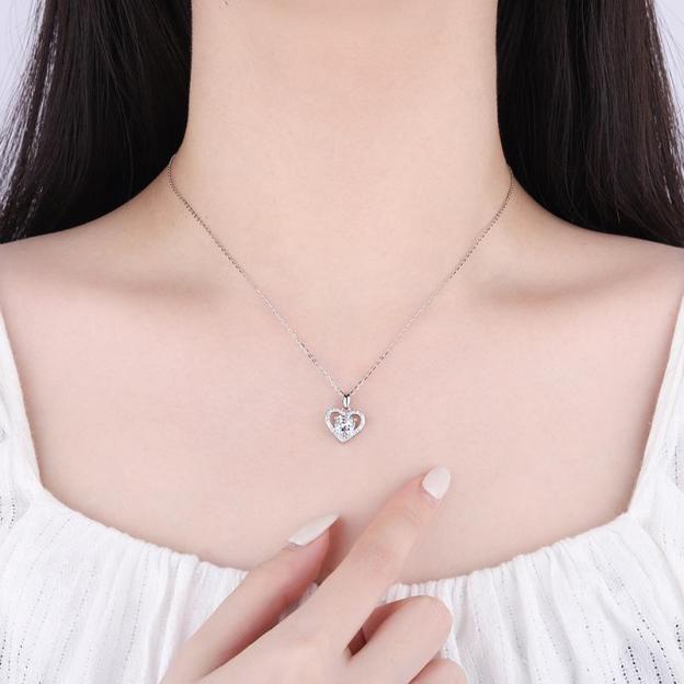Heart-Shaped Women’s Necklace