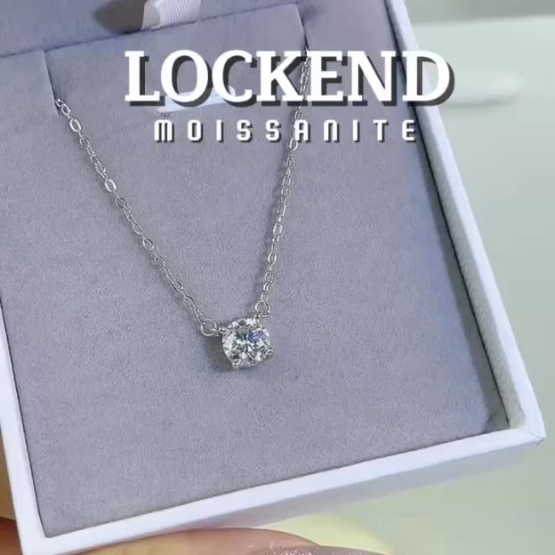 4 Prong Moissanite Women's Necklace