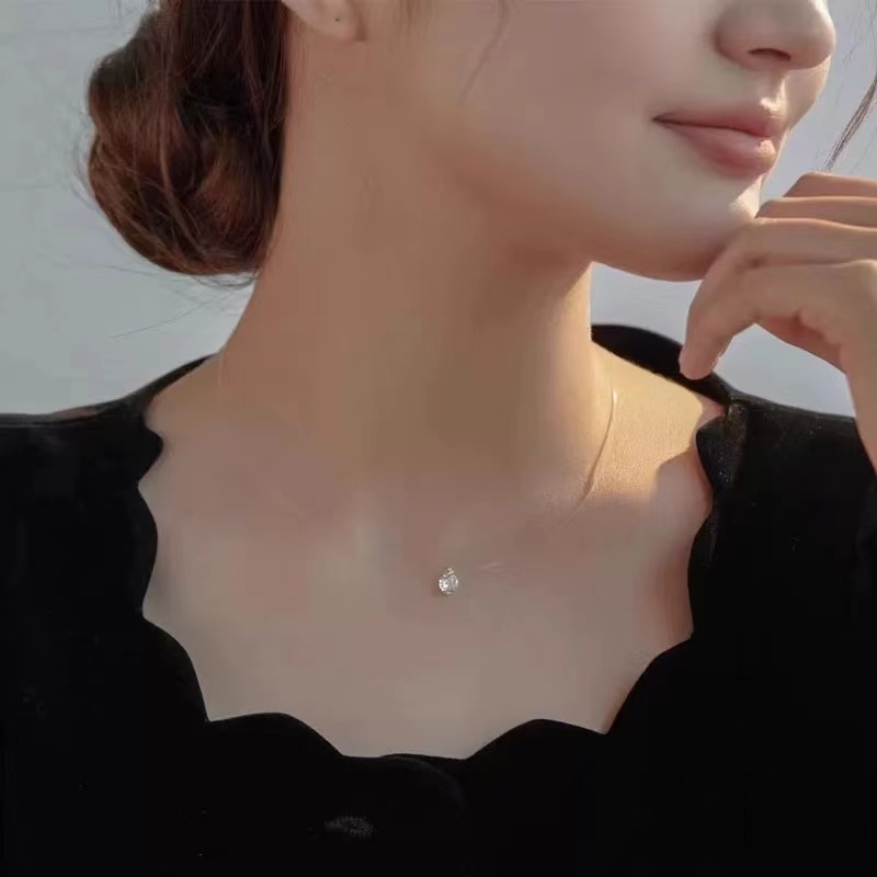 Angel Heart Moissanite Women’s Necklace