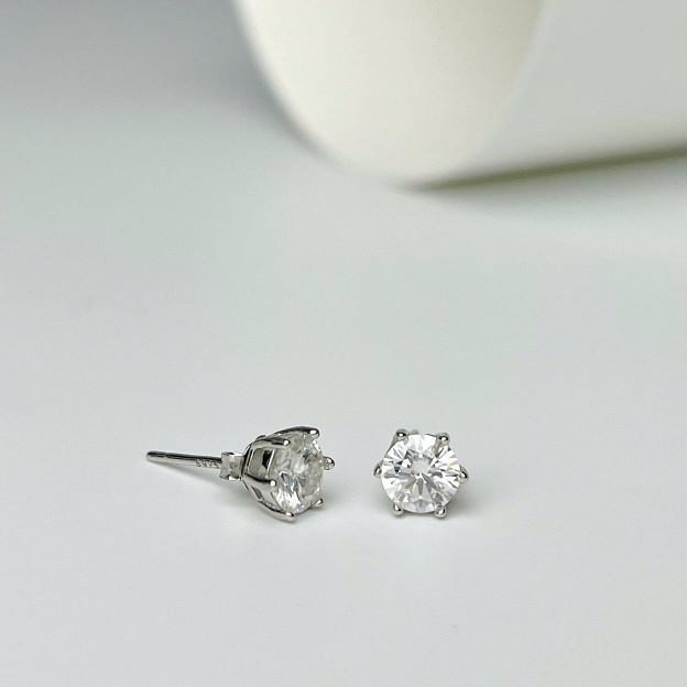 6-Prong Moissanite Earrings