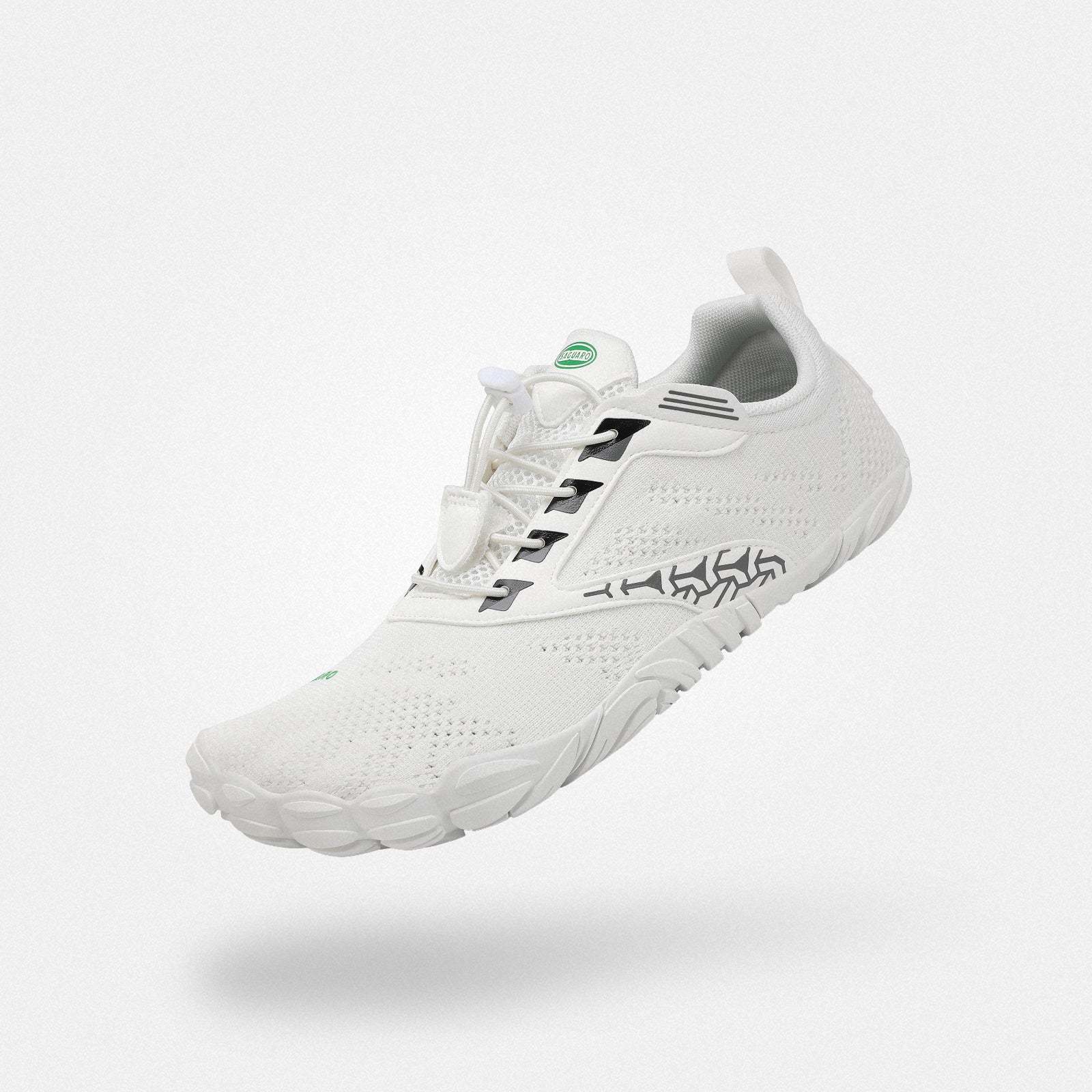 フリーⅠ 男女兼用 ベアフットシューズ（ホワイト）。清潔感のあるホワイト、室内ジムやスタジオで清潔に保てるトレーニングシューズ。