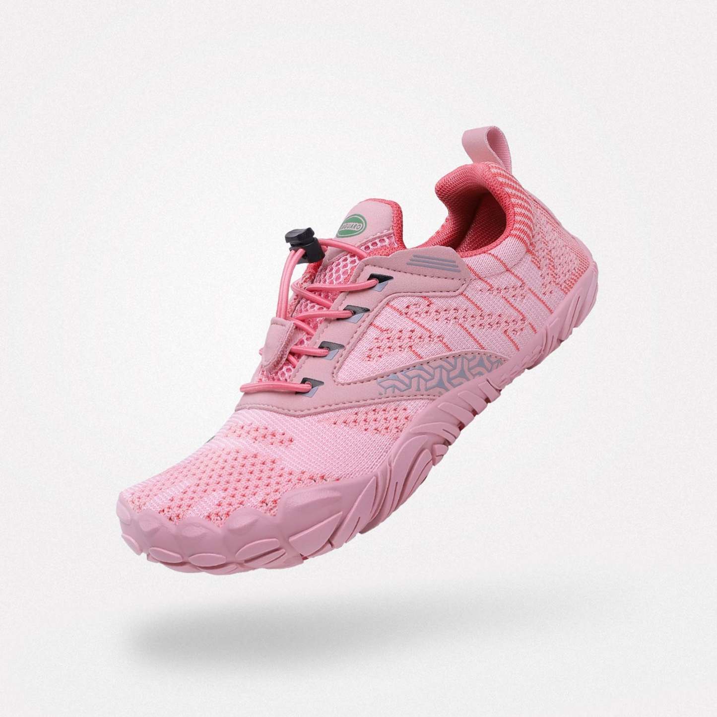 フリーⅠ キッズ ベアフットシューズ（ピンク）。女の子に人気の可愛いピンク色、公園で元気に遊べる幅広で快適な子供靴。