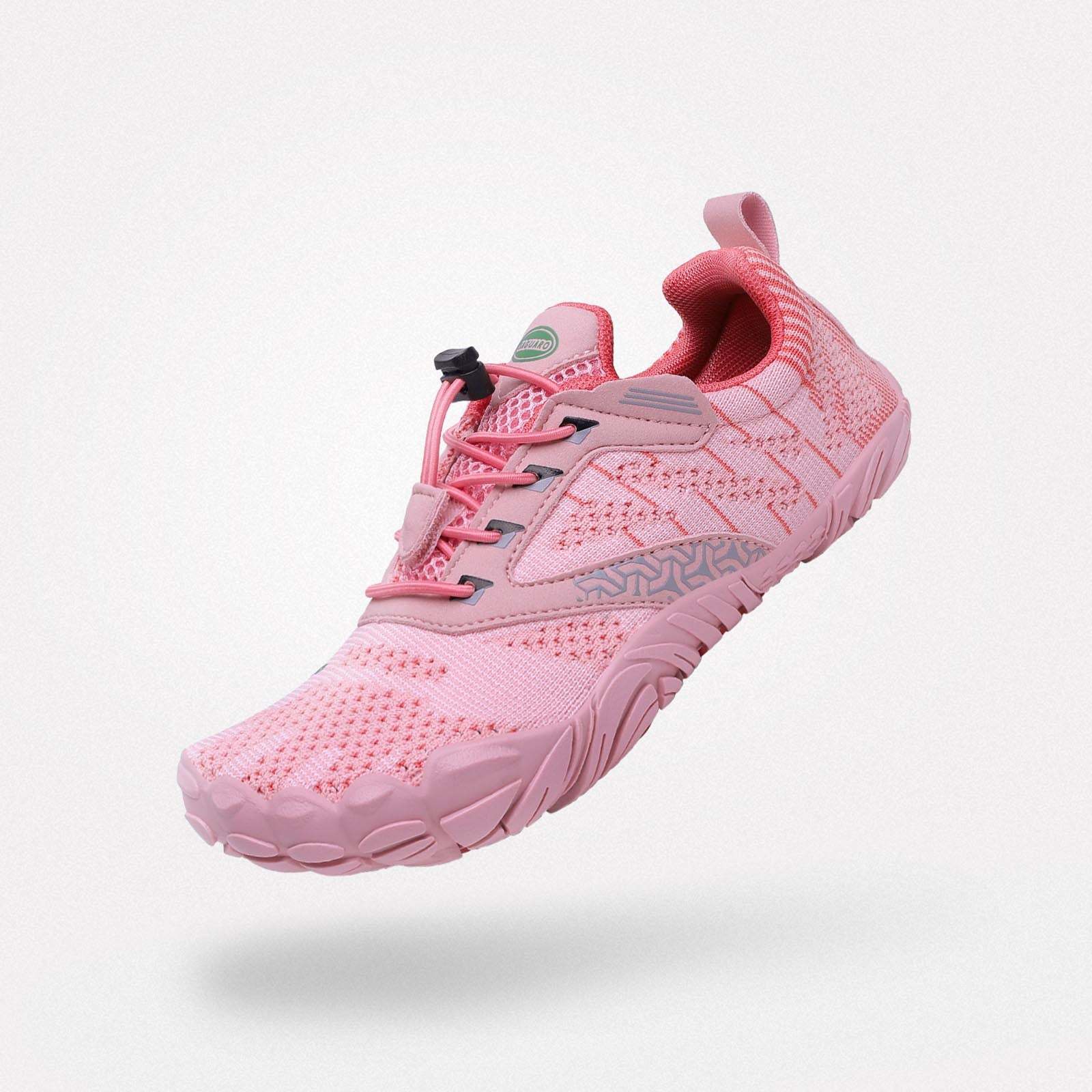 フリーⅠ キッズ ベアフットシューズ（ピンク）。女の子に人気の可愛いピンク色、公園で元気に遊べる幅広で快適な子供靴。