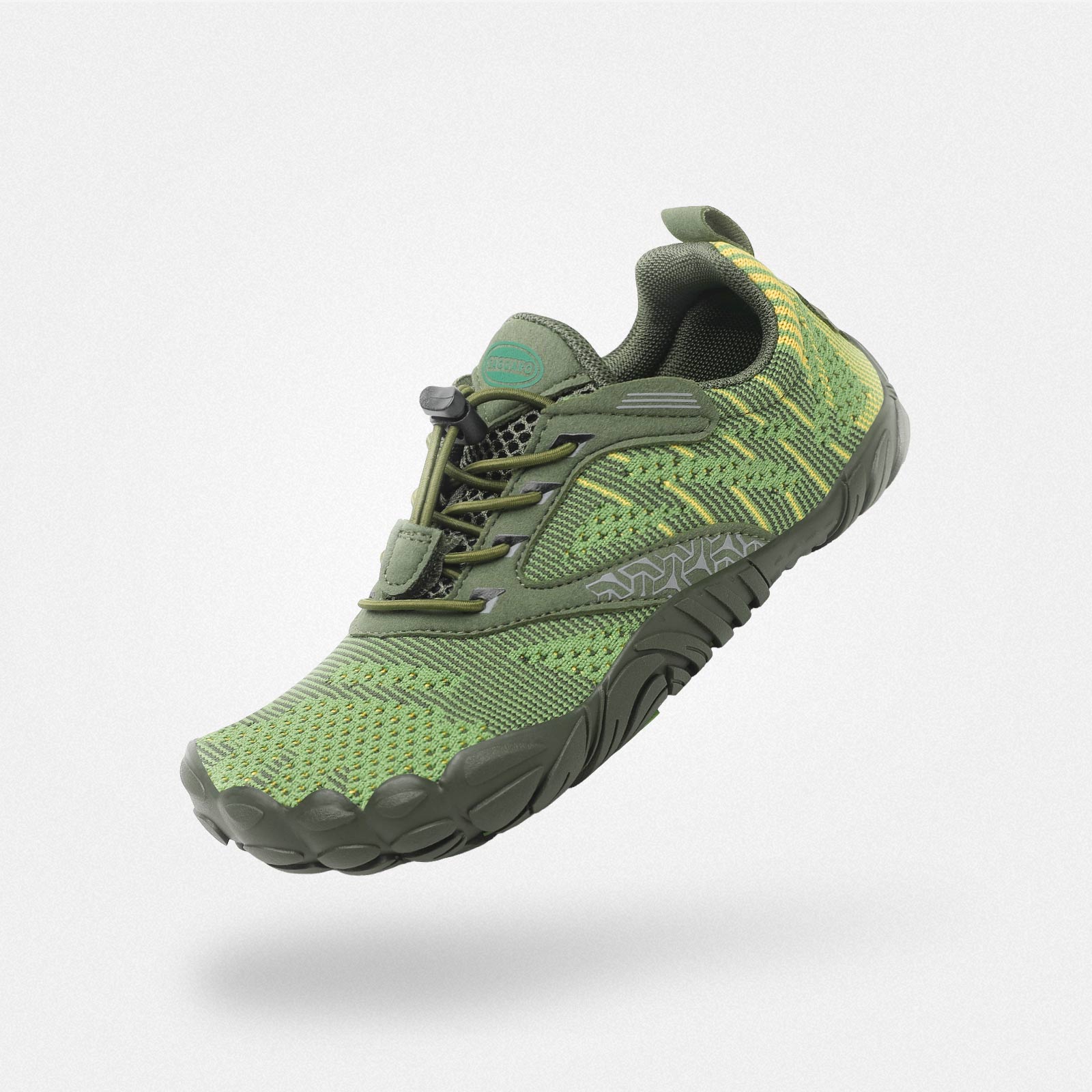 フリーⅠ キッズ ベアフットシューズ（インクグリーン）。森の中の探検や軽いハイキングにもぴったりな、自然に馴染む丈夫な靴。