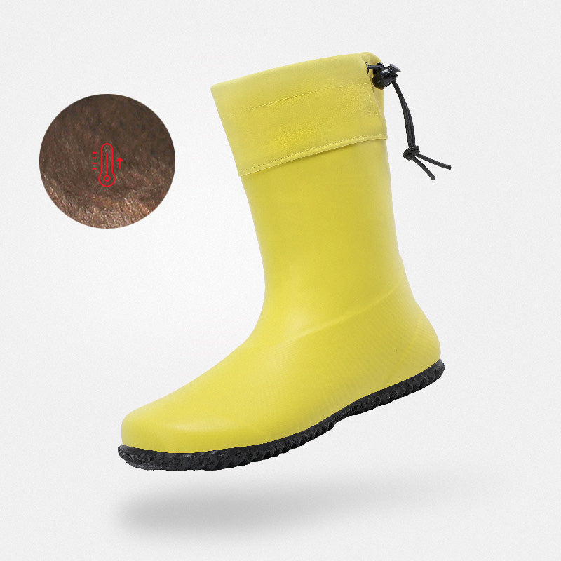 ブリスク I 男女兼用 防寒ゴムゴムブーツ（イエロー・保温機能付き）。視認性の高いイエローカラーで、冬山作業や農作業時の安全と防寒を両立。