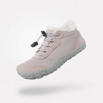 ウィル II 子供用 保温ベアフットブーツ（ライトパープル）。優しいライトパープル色の、通園途中の冷えから足を守る赤足感覚の冬靴。